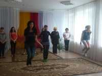 первый этап соревнований: прыжок через скакалку. Победитель Медведева Элеонора Генриховна