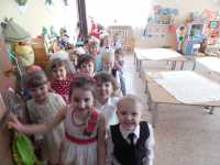 "Радуга" готовиться к поздравлению мам...