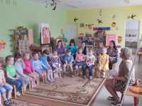 Один из приемов работы с молодыми педагогами - это взаимопосещение
